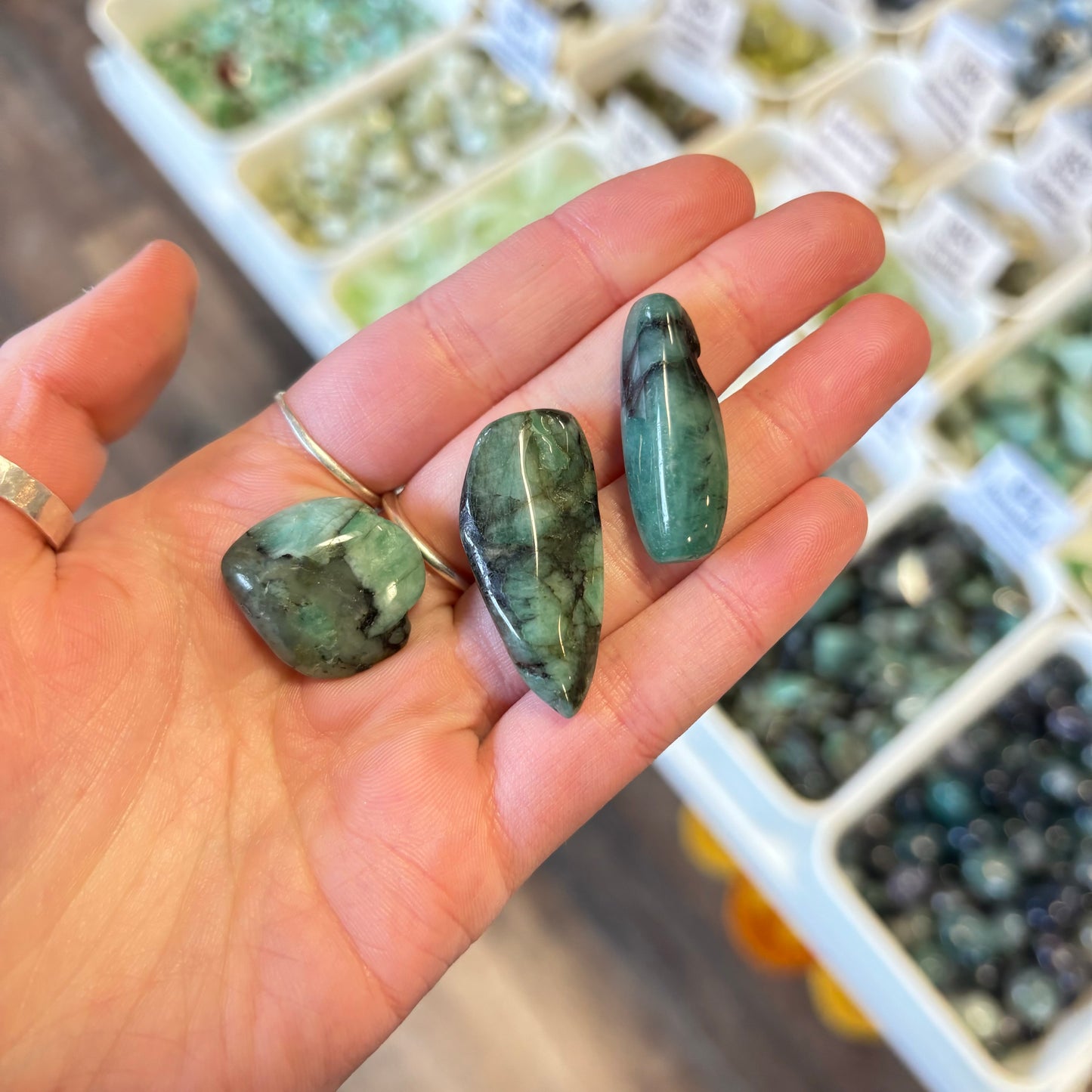 Emerald (Unconditional Love & Forgiveness) Tumbled