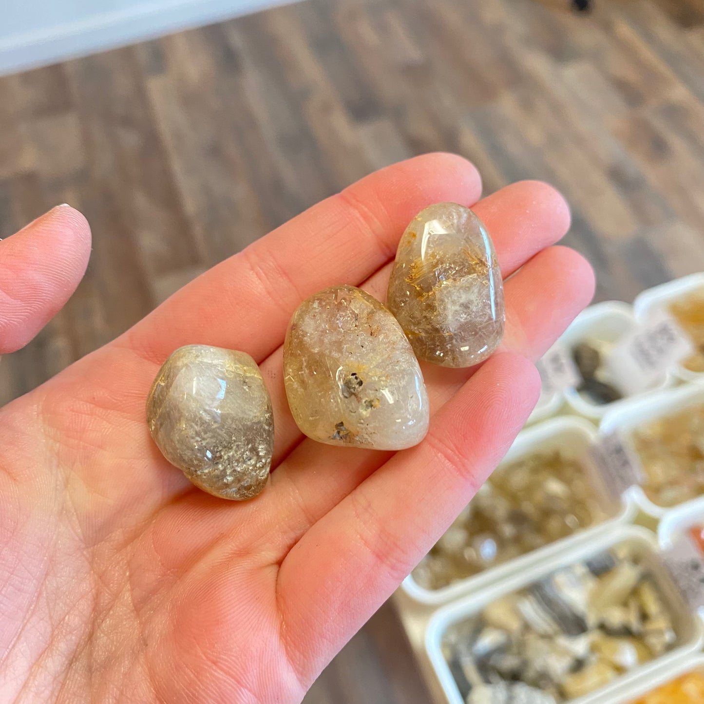 Gold Rutile Quartz (Amplification & Emotional Release) Tumbled