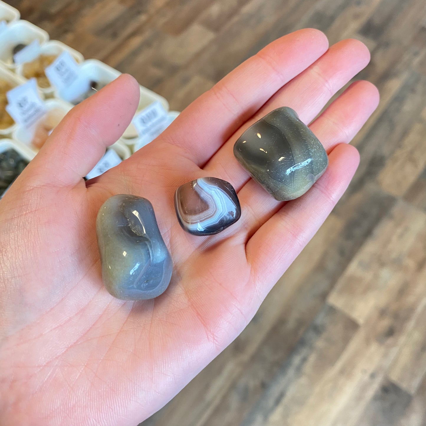 Grey Agate (Grounding) Tumbled