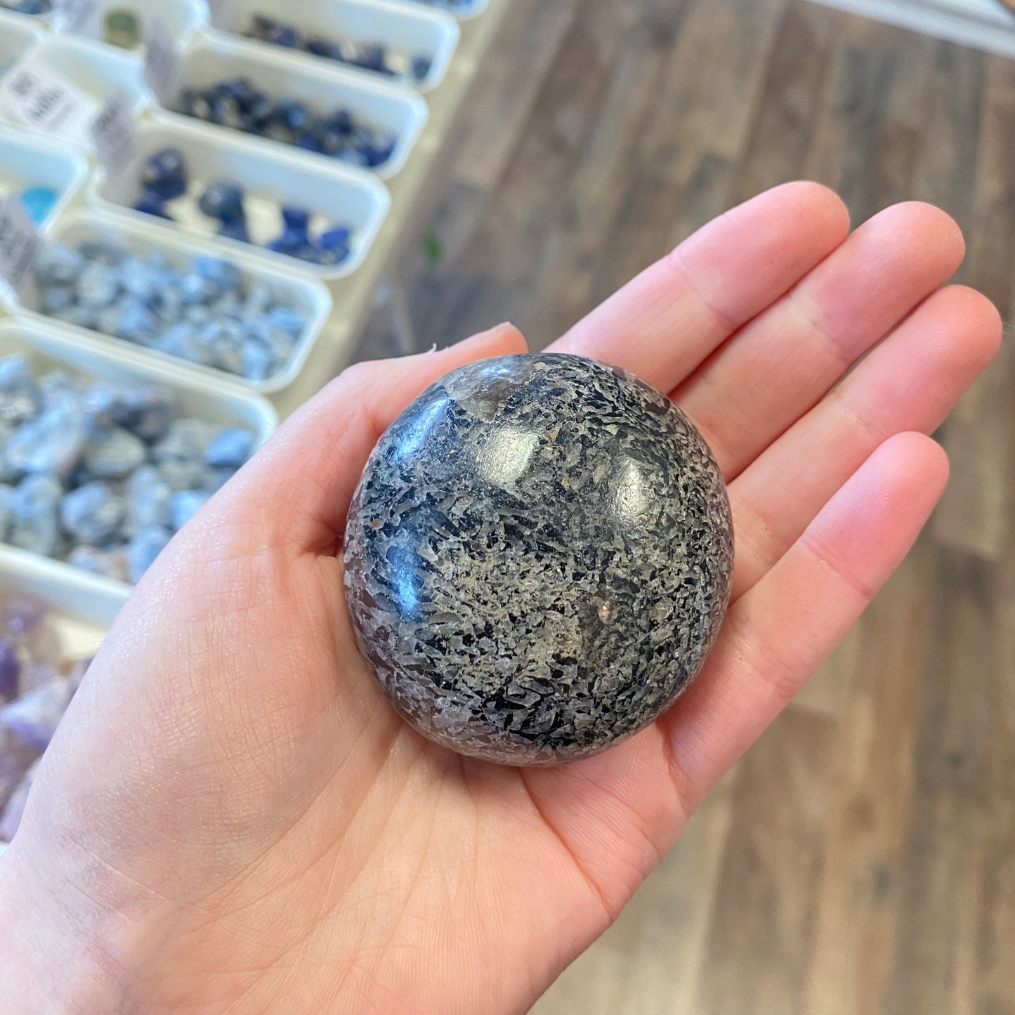 Tourmaline In Quartz (Aura Cleansing) Palm Stone