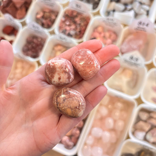 Strawberry Onyx (Work through harsh emotions)