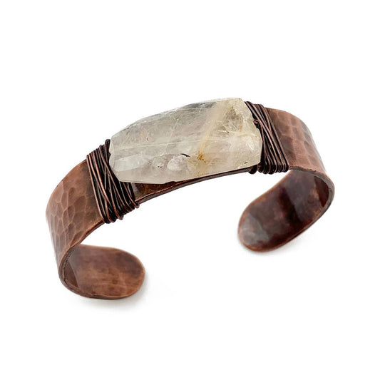 Handmade Antique Brass Hammered Cuff Stone - Golden Rutile